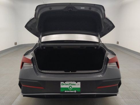 Used 2025 Hyundai Elantra Sport image 29