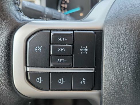 Used 2024 Ford Expedition XLT RWD image 23