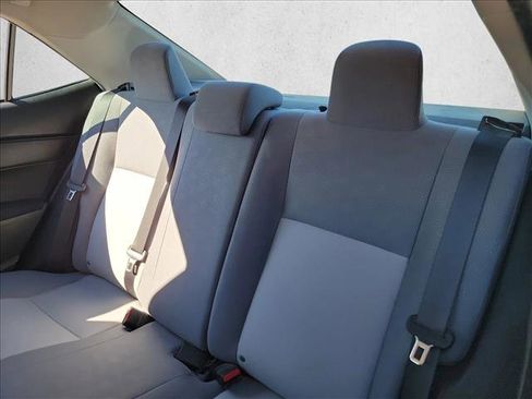 Used 2019 Toyota Corolla L image 14