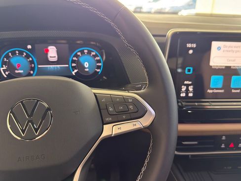 New 2026 Volkswagen Atlas Cross Sport SEL AWD/4WD image 15