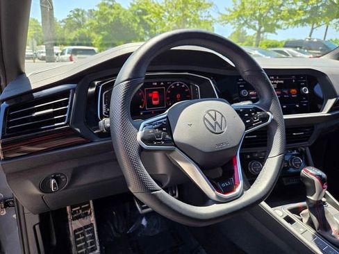 Used 2023 Volkswagen Jetta GLI Autobahn FWD image 10