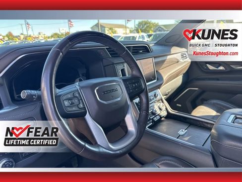 Used 2024 GMC Yukon Denali w/ Denali Reserve Package image 21