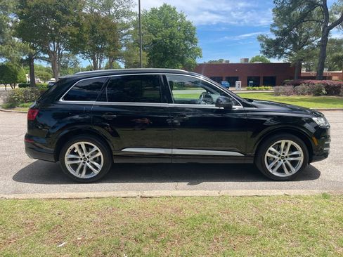 Used 2018 Audi Q7 3.0T Prestige AWD/4WD image 6