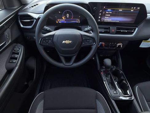New 2026 Chevrolet TrailBlazer LS w/ LS Convenience Package FWD image 11