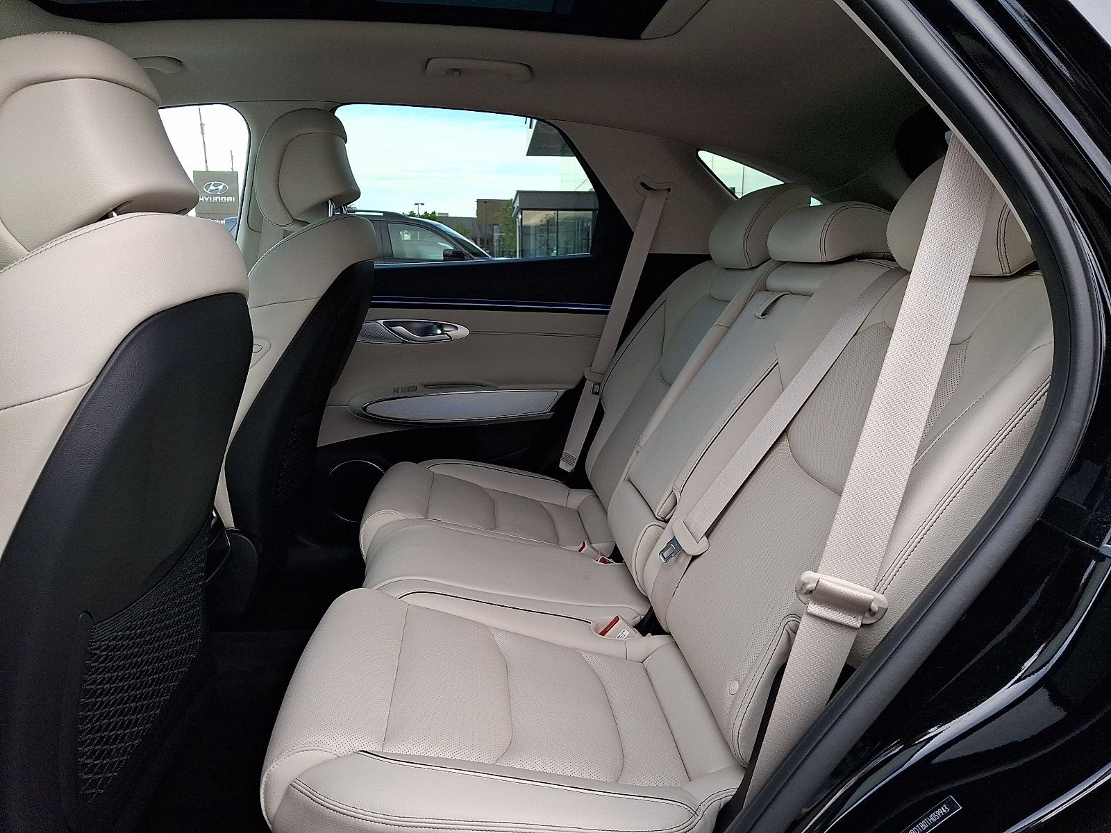 Certified 2026 Genesis GV70 2.5T Advanced AWD/4WD image 10