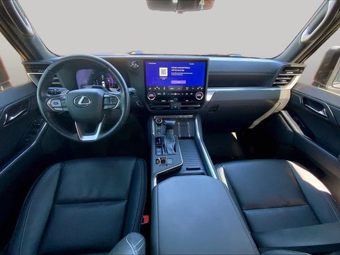 Used 2024 Lexus GX 550 AWD/4WD image 16