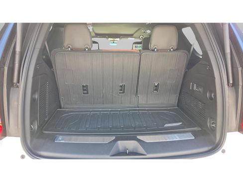 Used 2024 GMC Yukon Denali Ultimate image 15