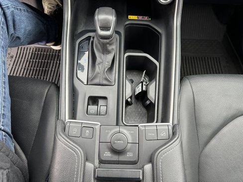 Used 2024 Toyota Grand Highlander Limited image 21