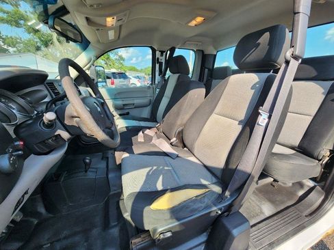 Used 2008 Chevrolet Silverado 2500 W/T w/ Snow Plow Prep Package AWD/4WD image 23