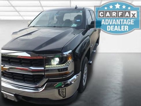 Used 2018 Chevrolet Silverado 1500 LT w/ Texas Edition RWD image 4