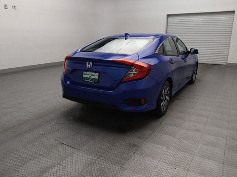 Used 2018 Honda Civic EX image 9