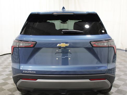 Used 2025 Chevrolet Equinox LT image 27