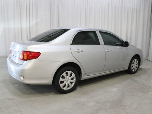 Used 2009 Toyota Corolla LE FWD image 26