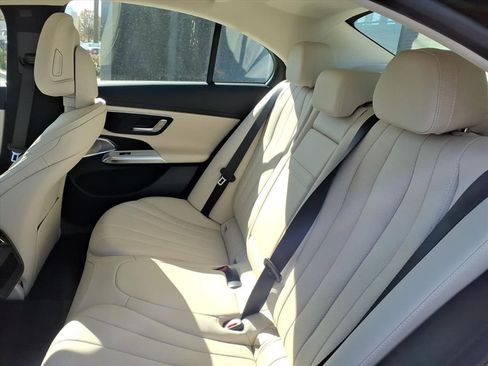 New 2026 Mercedes-Benz E 350 4MATIC Sedan image 17