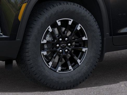 New 2026 Chevrolet Traverse Z71 image 9