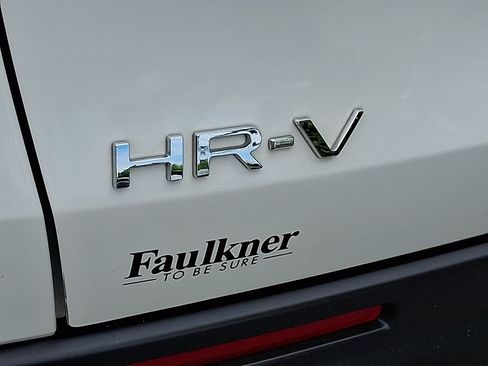 Used 2024 Honda HR-V LX image 31