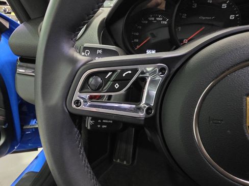 Used 2023 Porsche 718 Cayman w/ Premium Package RWD image 59