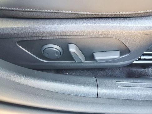 New 2026 Kia K5 EX image 9