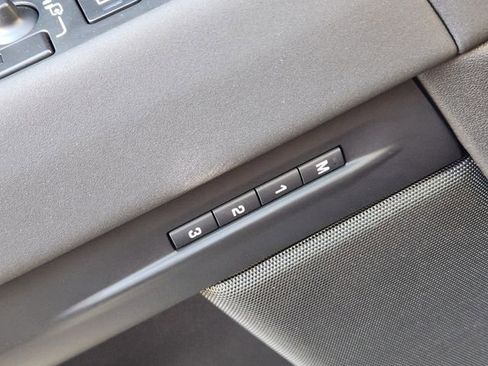 Certified 2025 Land Rover Range Rover Evoque Dynamic SE image 24