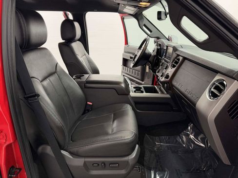 Used 2013 Ford F250 Lariat w/ Lariat Chrome Pkg image 16