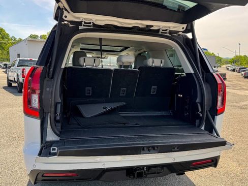 Used 2025 Ford Expedition Active AWD/4WD image 21