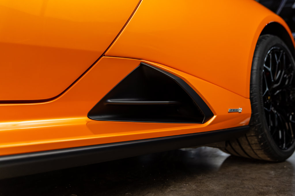 Used 2023 Lamborghini Huracan Tecnica RWD image 21