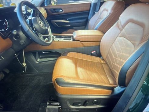 Certified 2024 Nissan Pathfinder Platinum w/ Cargo Package image 13