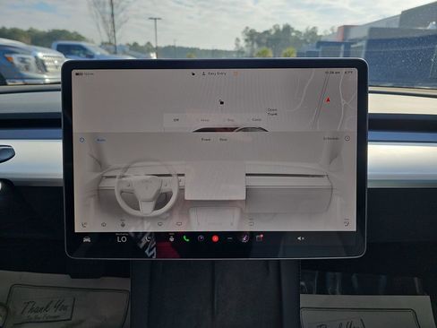 Used 2023 Tesla Model 3 Standard Range image 29