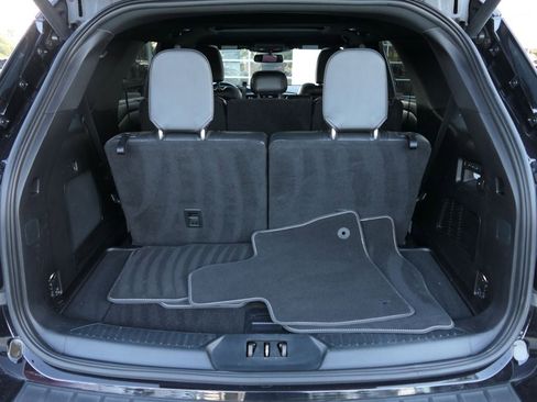 Used 2020 Ford Explorer ST image 22