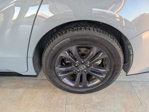 Certified 2024 Toyota Sienna XSE image 8