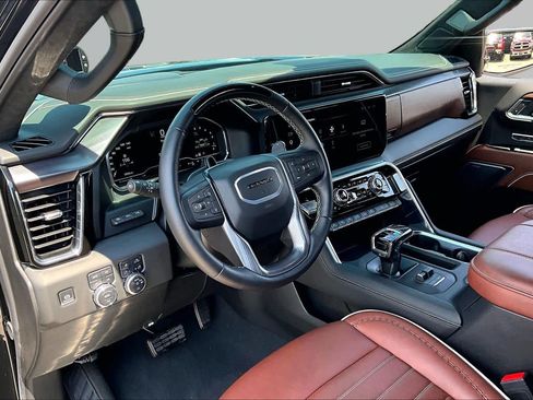 Used 2018 GMC Sierra 1500 SLT w/ Enhanced Driver Alert Package RWD image 18