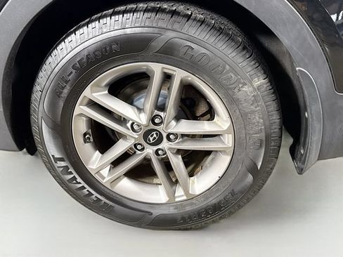 Used 2017 Hyundai Santa Fe Sport AWD/4WD image 28