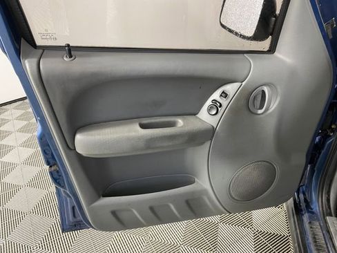 Used 2006 Jeep Liberty Sport image 10