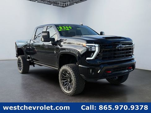 New 2026 Chevrolet Silverado 2500 LT w/ Trail Boss Package AWD/4WD image 1