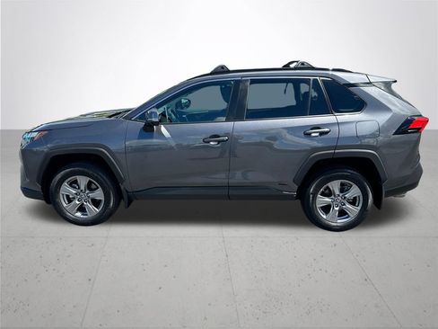 Certified 2024 Toyota RAV4 LE AWD/4WD image 11