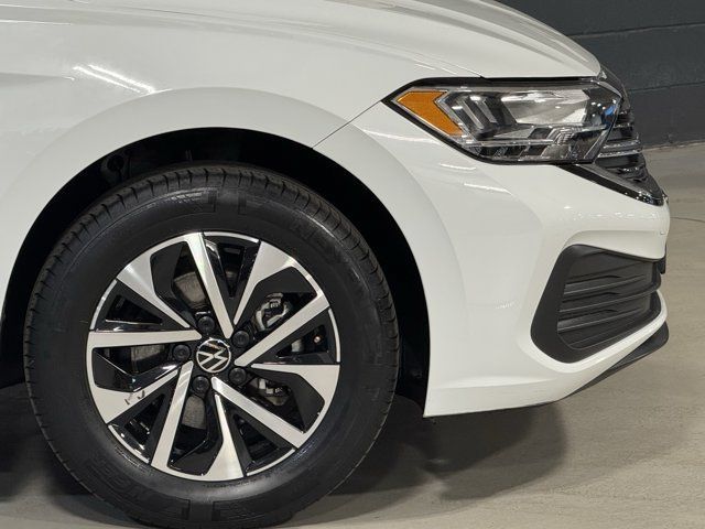 Used 2023 Volkswagen Jetta S FWD image 5