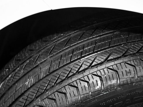 Used 2025 Mercedes-Benz E 450 4MATIC Sedan image 89