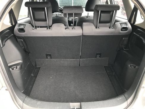 Used 2013 Honda Fit image 12