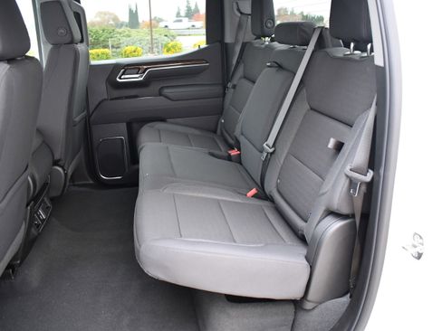 New 2026 GMC Sierra 1500 Elevation image 25