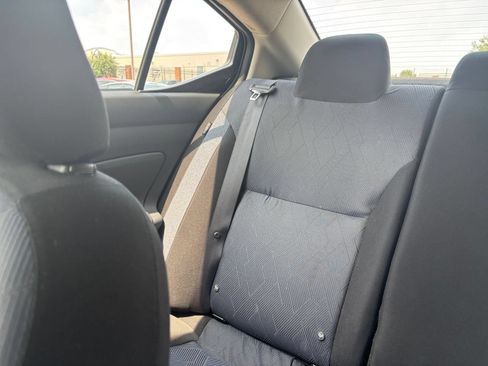 Used 2025 Nissan Versa SV FWD image 37