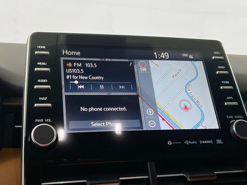 Used 2019 Toyota Avalon Limited image 27