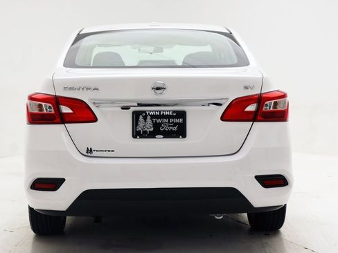 Used 2019 Nissan Sentra SV image 7