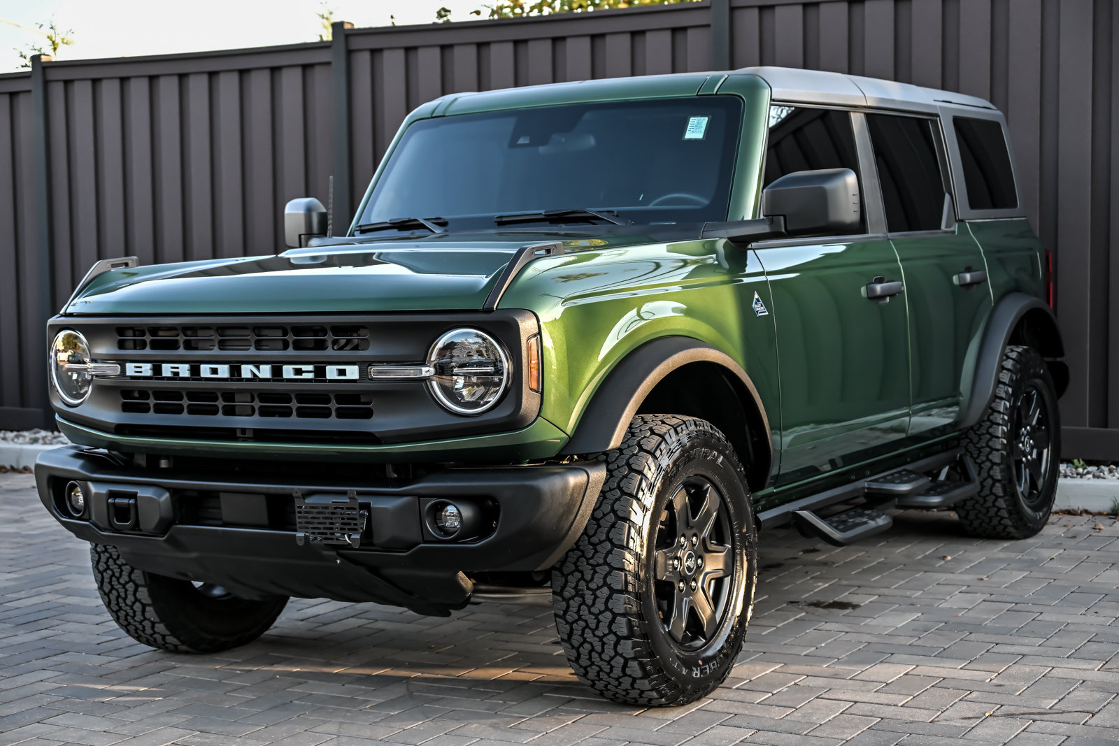 Used 2024 Ford Bronco Black Diamond AWD/4WD image 5