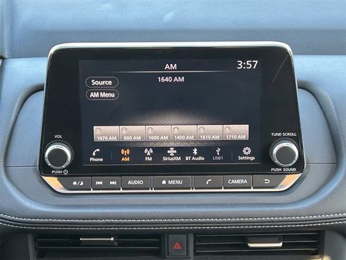 Certified 2025 Nissan Rogue SV image 19