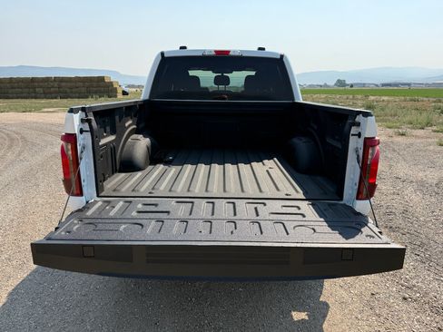 Used 2024 Ford F150 STX w/ Equipment Group 201A FX4 AWD/4WD image 13