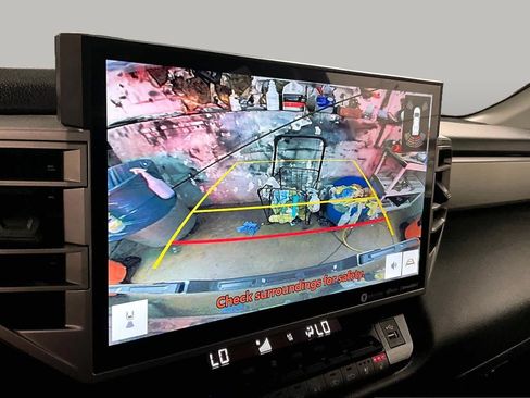 Used 2023 Toyota Tundra Limited w/ Power Package AWD/4WD image 28