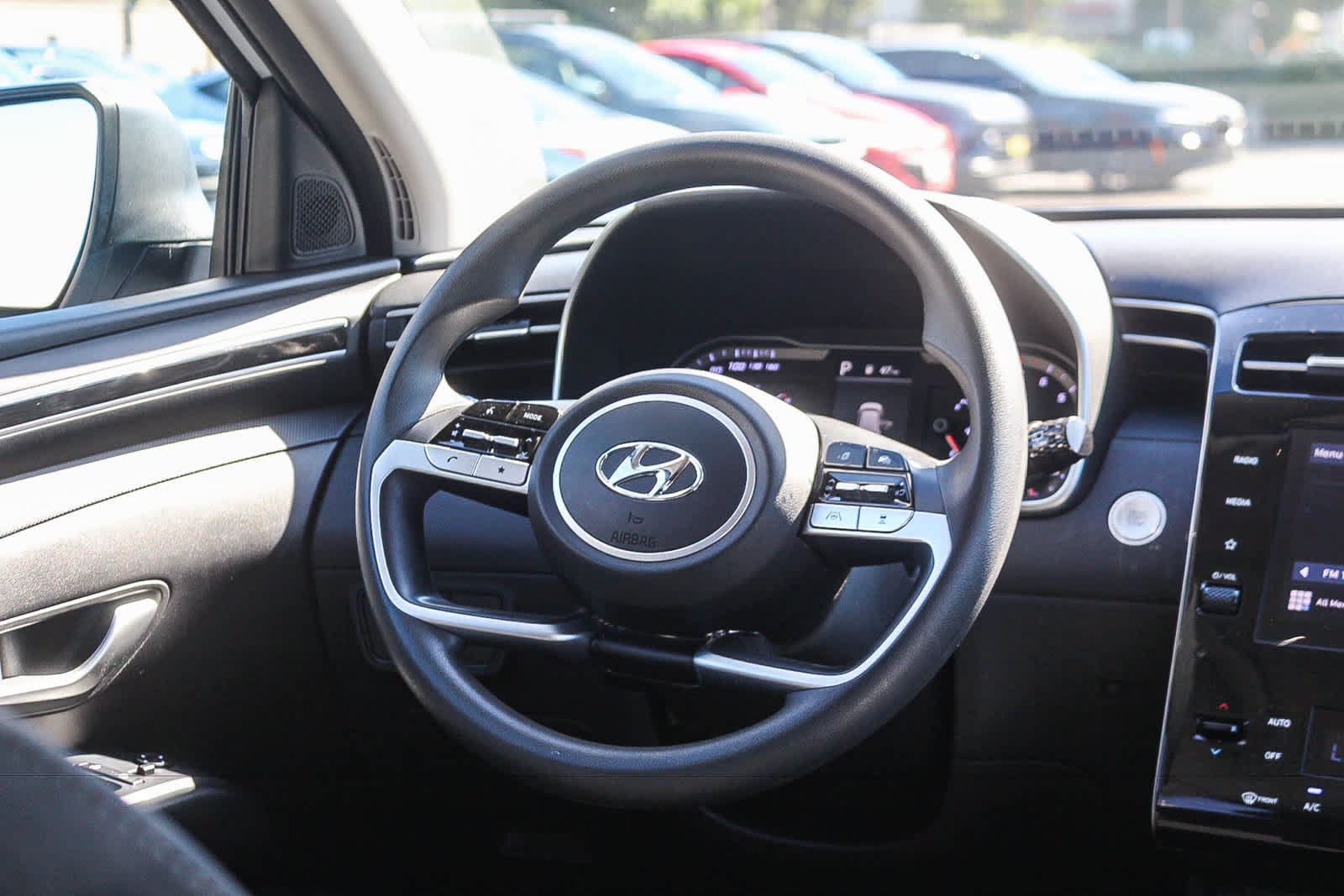 Used 2024 Hyundai Tucson SEL FWD image 19