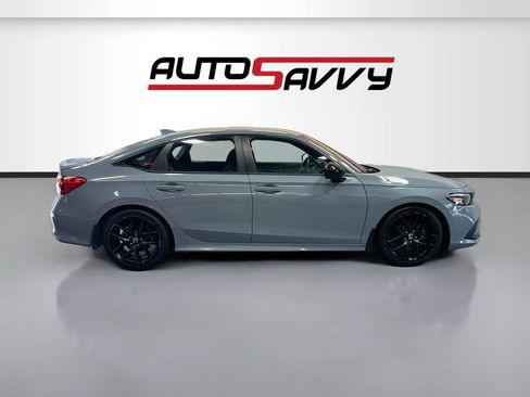 Used 2024 Honda Civic Sport image 8