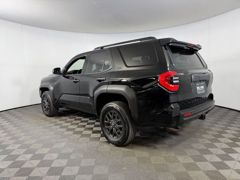 Used 2025 Toyota 4Runner SR5 image 8