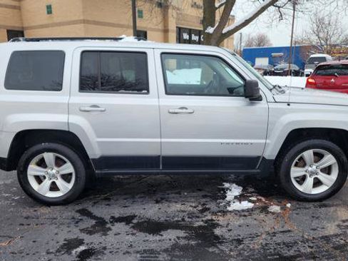 Used 2011 Jeep Patriot Latitude image 4